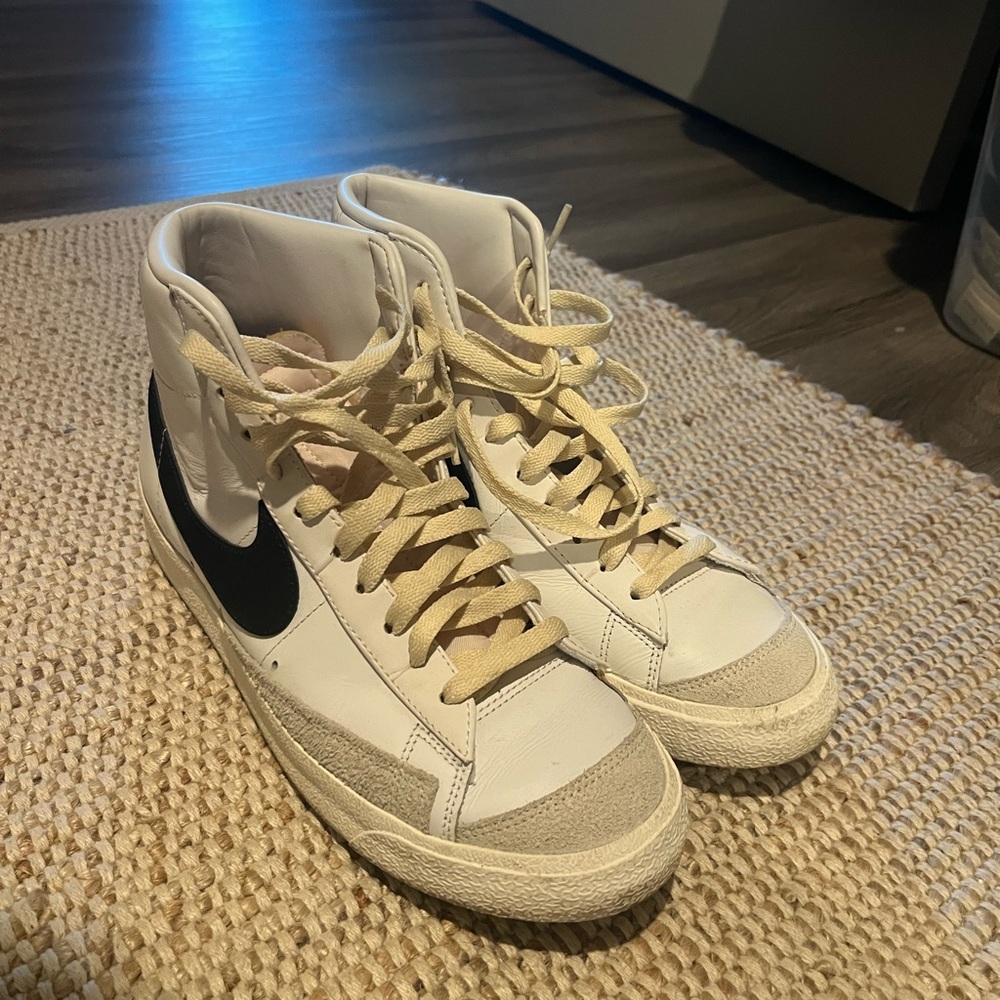 Nike High-Top Blazers Sneakers in White and Black with Tan Accents